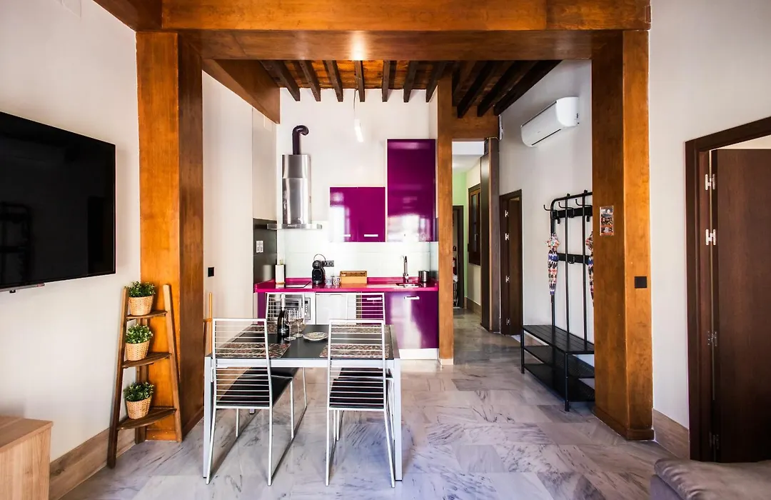 Apartamentos Reyes Católicos by Medina Living-1